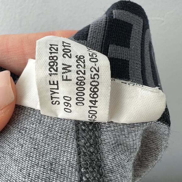 Under Armour Gray Yoga Leggings Elastic Waist Pull On Performance Size M Medium - Picture 7 of 7